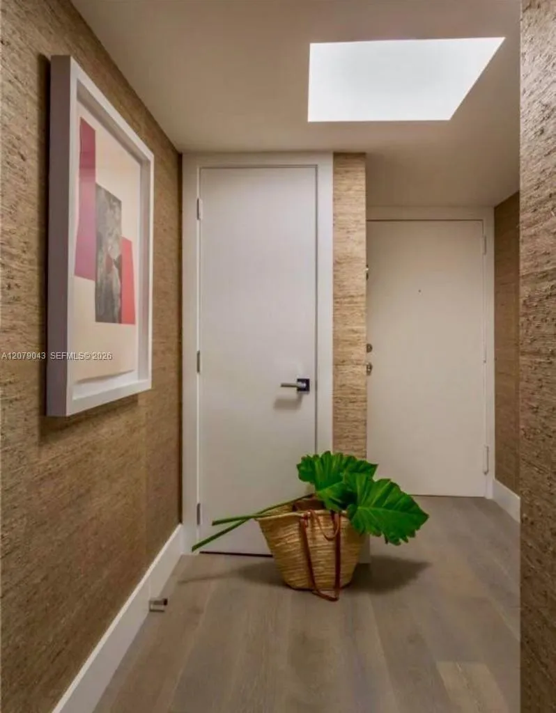2655 Collins Ave #1003 Miami Beach, FL 33140