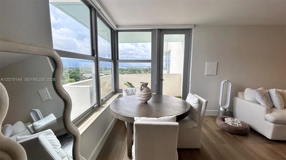 2899 Collins Ave #1714 Miami Beach, FL 33140