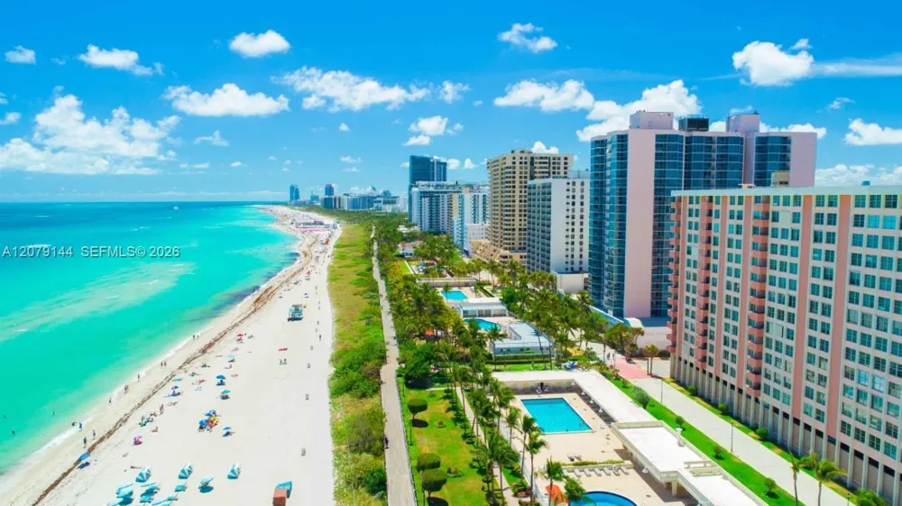 2899 Collins Ave #1714 Miami Beach, FL 33140