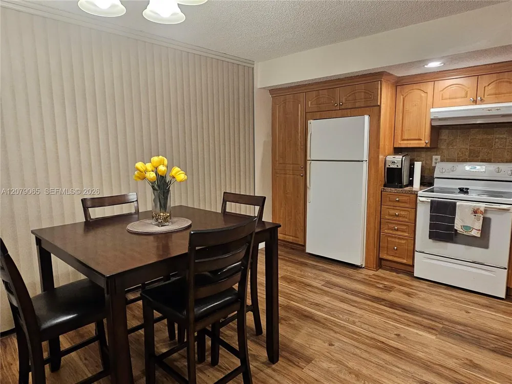 8065 SW 107th Ave #5-107 Miami, FL 33173