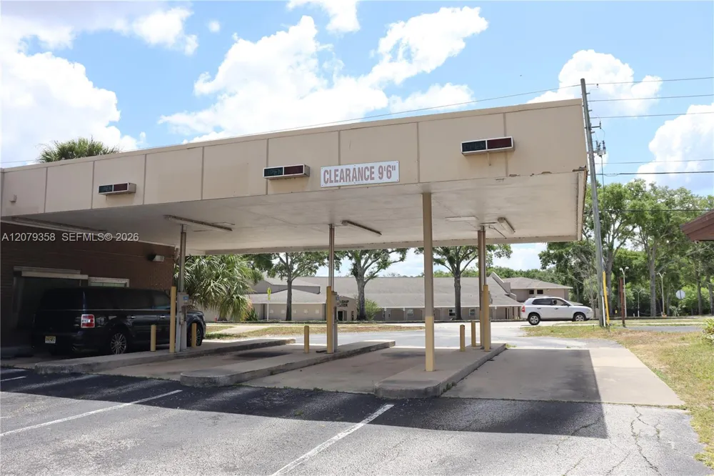 940 Delton Blvd Deltona, FL 32725