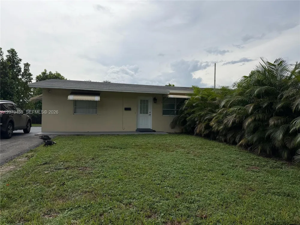 5051 SW 92nd Ter Cooper City, FL 33328
