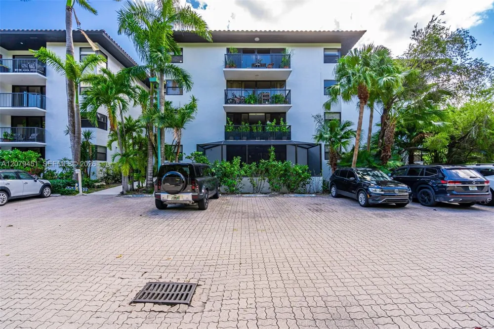 101 Ocean Lane Dr #1011 Key Biscayne, FL 33149