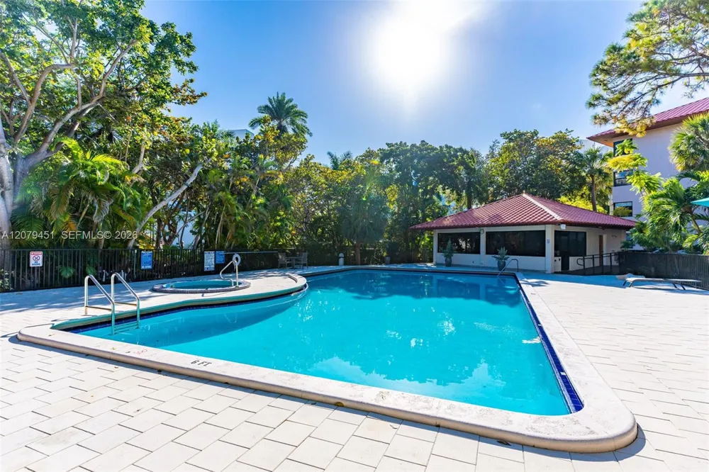 101 Ocean Lane Dr #1011 Key Biscayne, FL 33149
