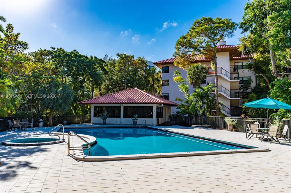 101 Ocean Lane Dr #1011 Key Biscayne, FL 33149