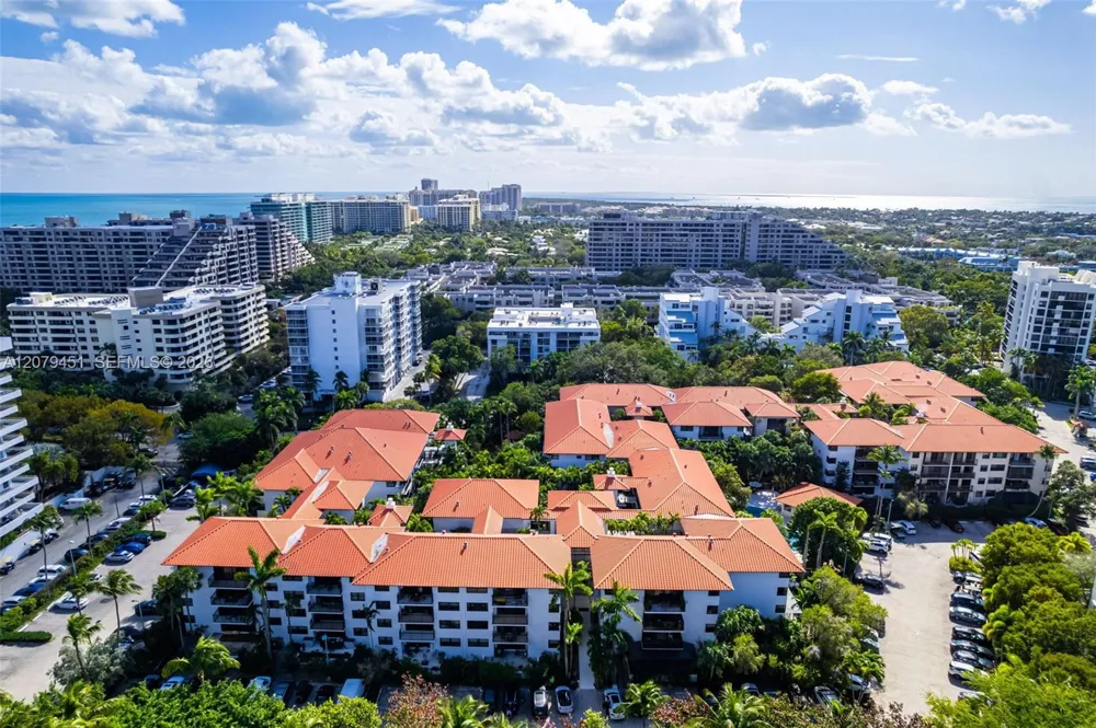 101 Ocean Lane Dr #1011 Key Biscayne, FL 33149