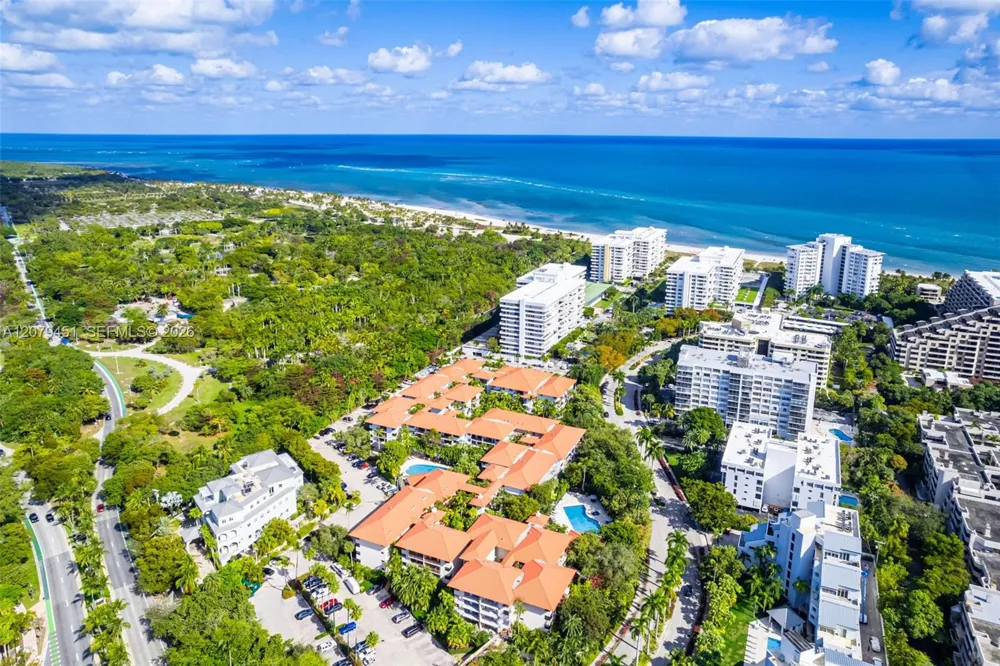 101 Ocean Lane Dr #1011 Key Biscayne, FL 33149