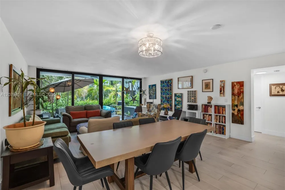 101 Ocean Lane Dr #1011 Key Biscayne, FL 33149