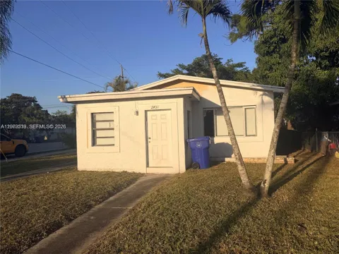 2431 NW 9th St
