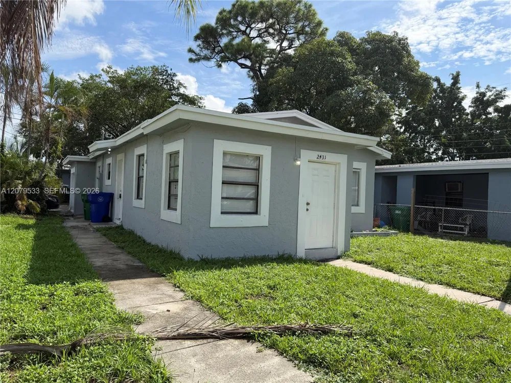 2431 NW 9th St Fort Lauderdale, FL 33311