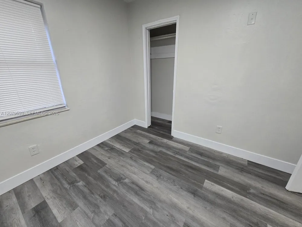 2431 NW 9th St Fort Lauderdale, FL 33311