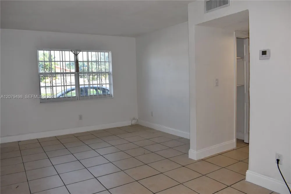 2300 Superior St #1 Opa-Locka, FL 33054