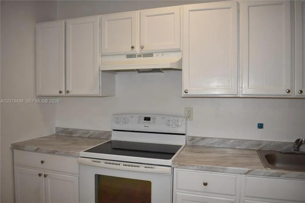 2300 Superior St #1 Opa-Locka, FL 33054