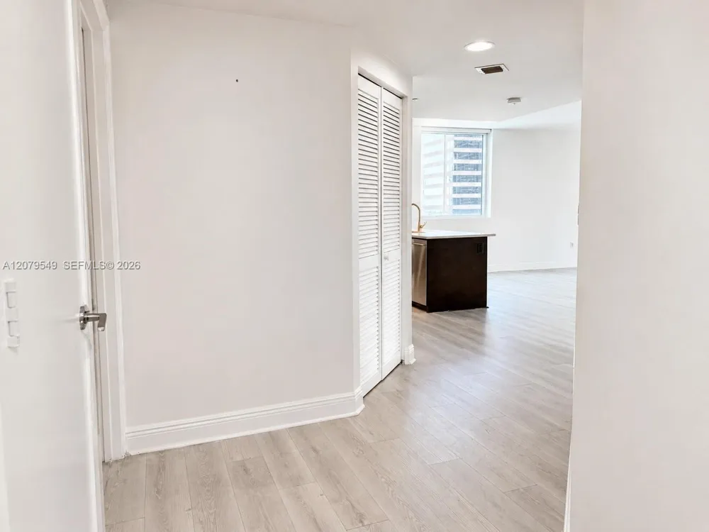 55 SE 6th St #1510 Miami, FL 33131