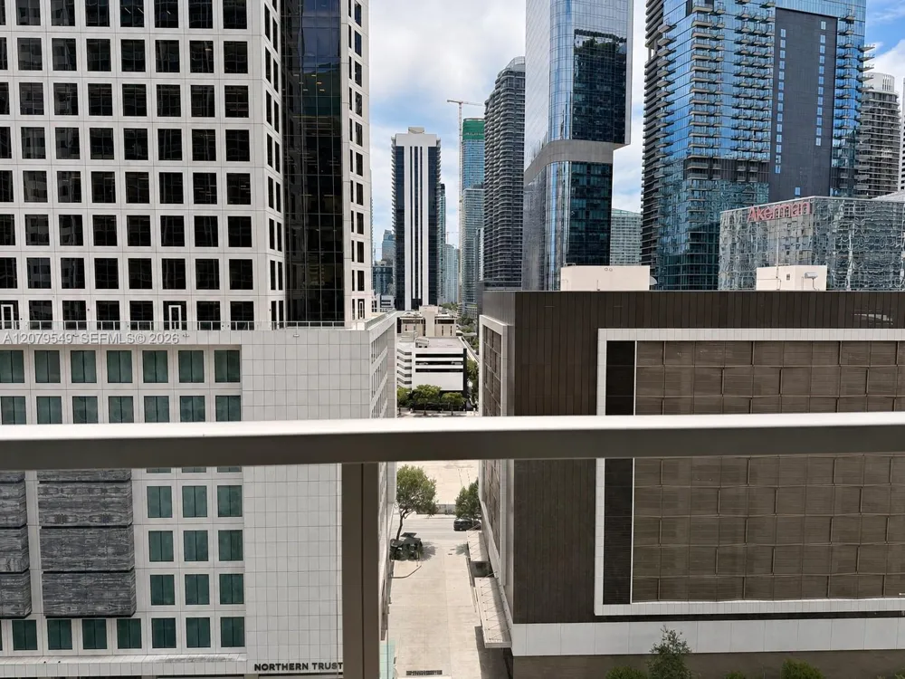 55 SE 6th St #1510 Miami, FL 33131