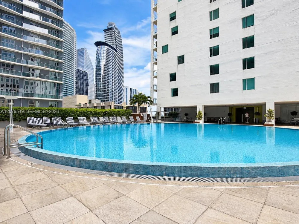 55 SE 6th St #1510 Miami, FL 33131