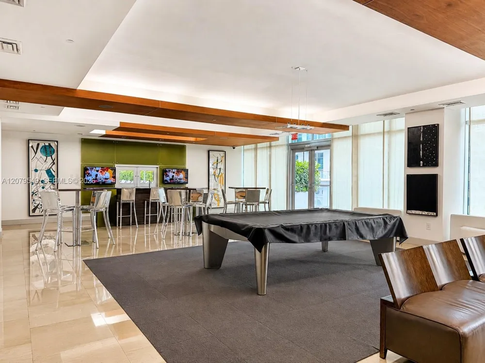 55 SE 6th St #1510 Miami, FL 33131