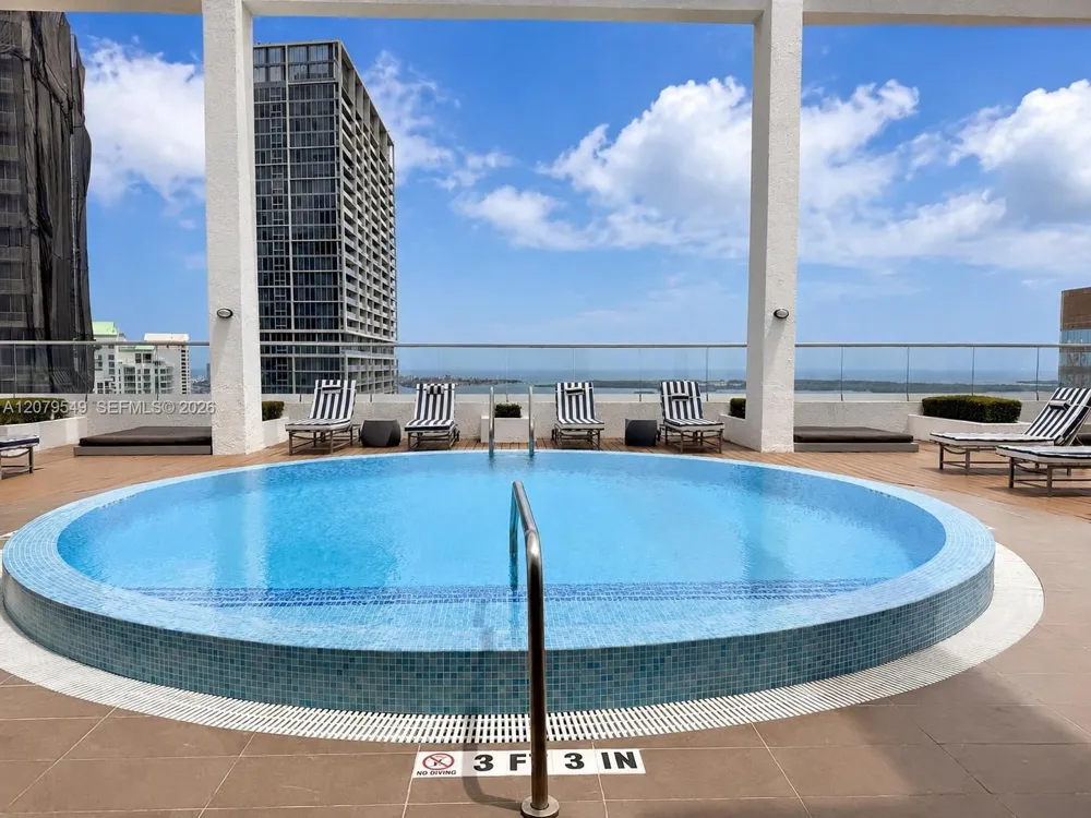 55 SE 6th St #1510 Miami, FL 33131