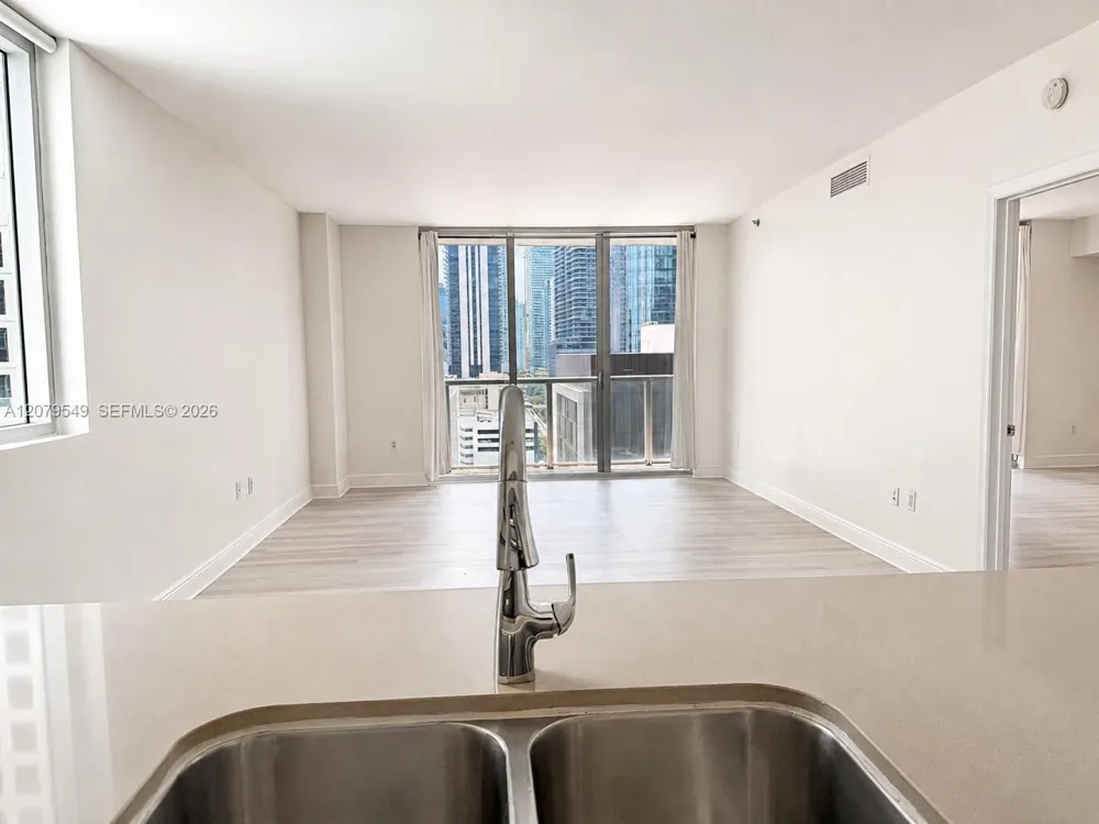 55 SE 6th St #1510 Miami, FL 33131