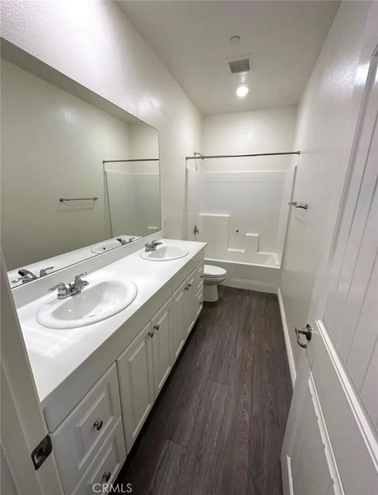 8691 Bay Laurel Chino, CA 91708