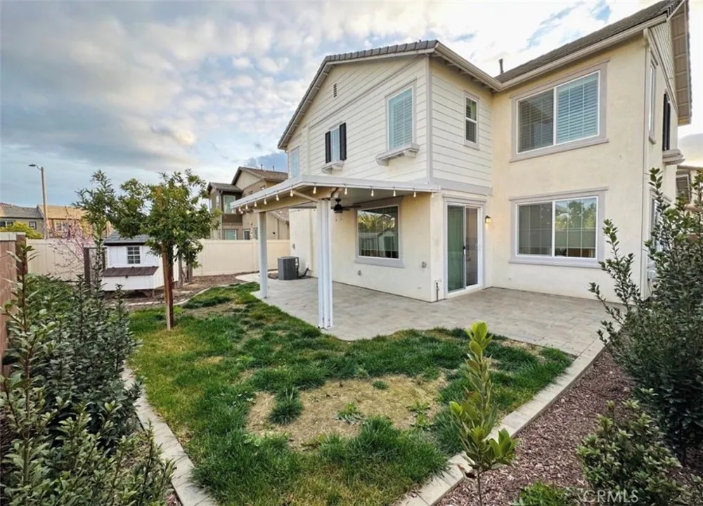 8691 Bay Laurel Chino, CA 91708