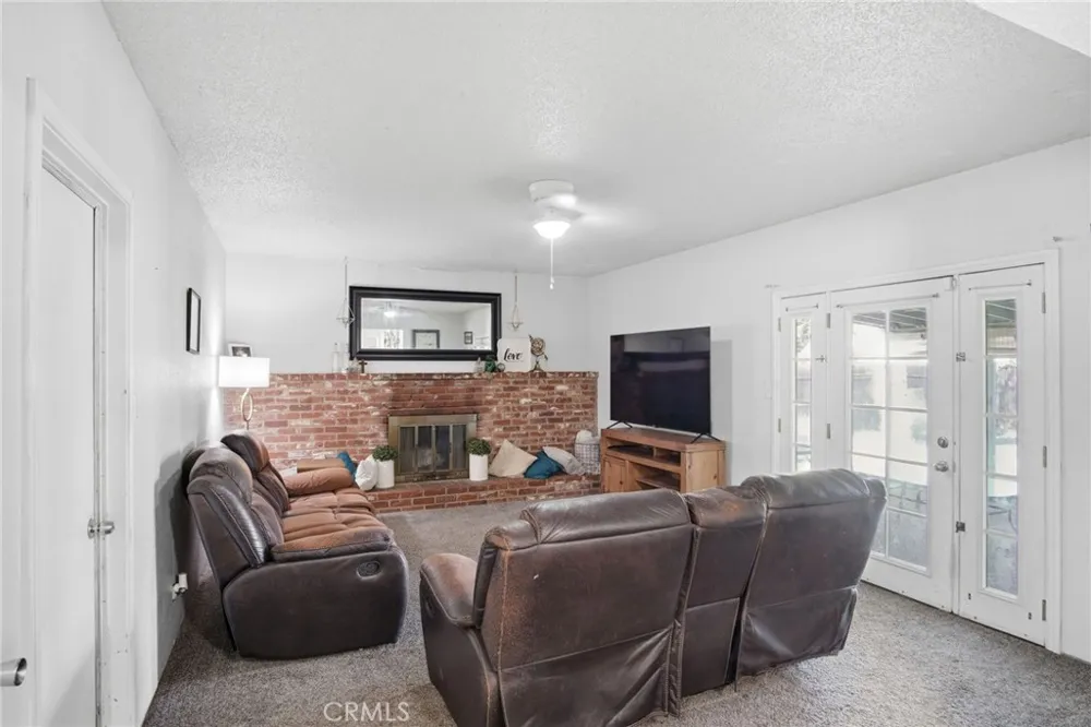 3125 Parsons Merced, CA 95340