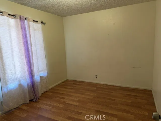16581 Manzanita Hesperia, CA 92345