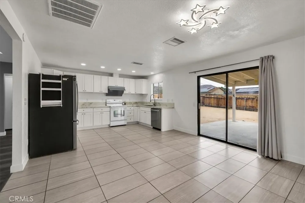 6776 Quail Spring 29 Palms, CA 92277