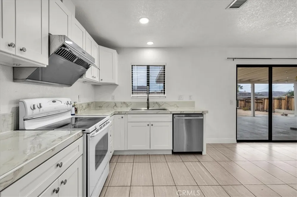 6776 Quail Spring 29 Palms, CA 92277