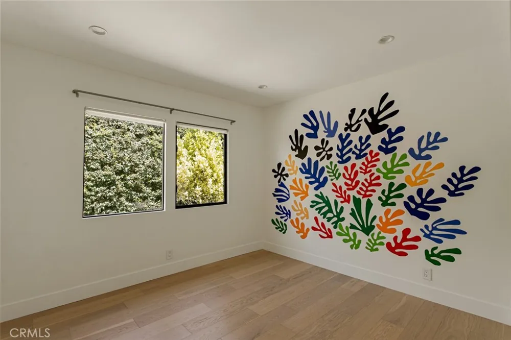 9846 Cabanas Tujunga, CA 91042