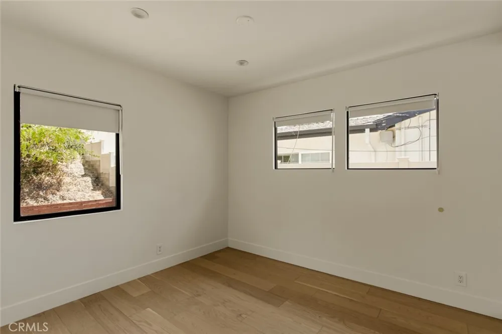 9846 Cabanas Tujunga, CA 91042