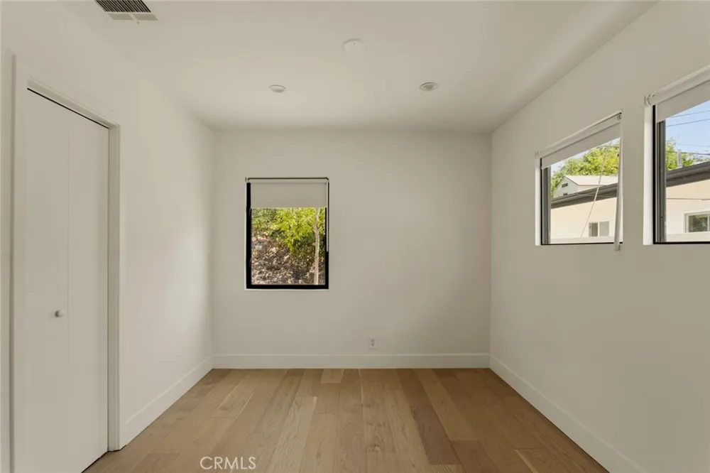 9846 Cabanas Tujunga, CA 91042