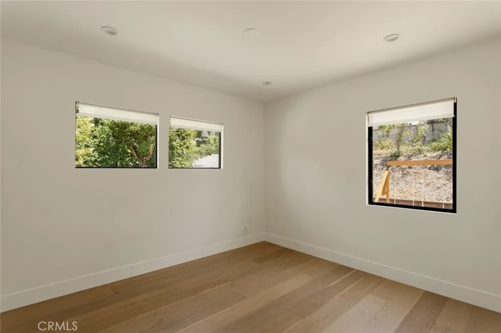 9846 Cabanas Tujunga, CA 91042