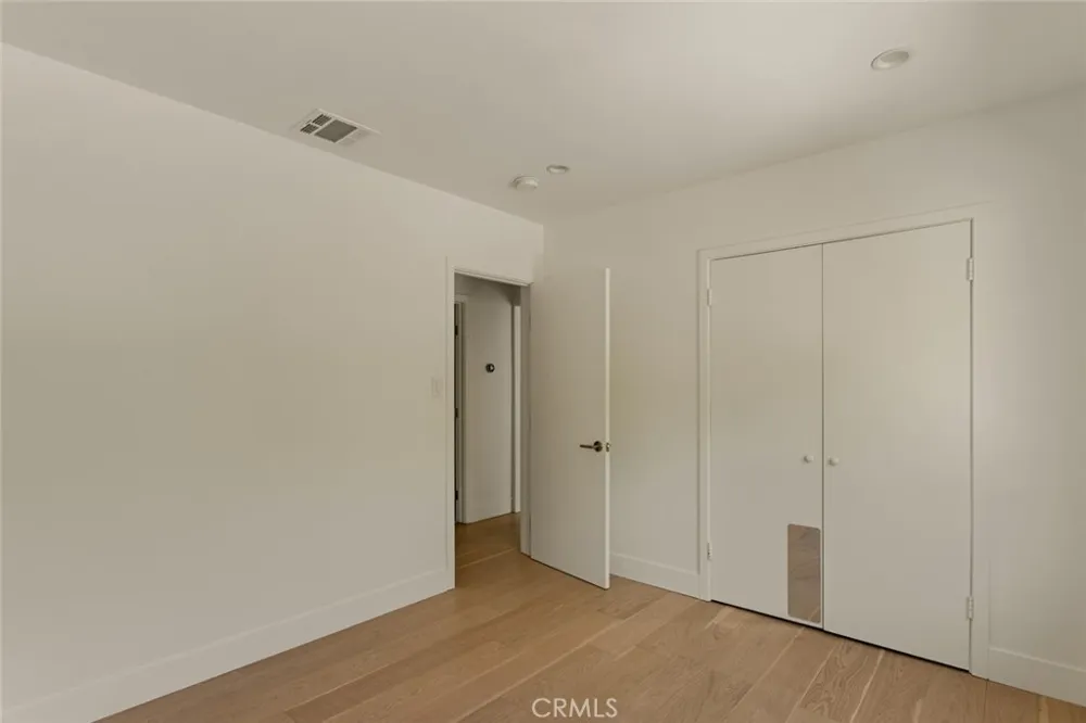 9846 Cabanas Tujunga, CA 91042