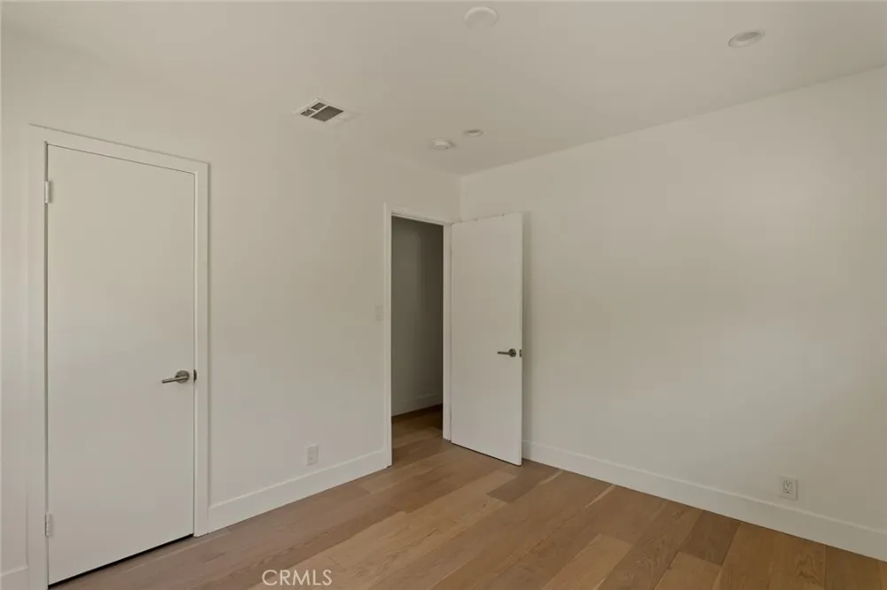 9846 Cabanas Tujunga, CA 91042