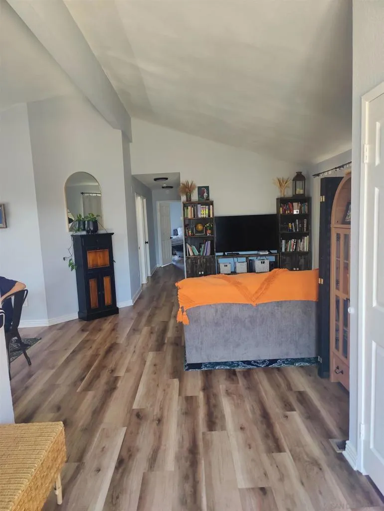 15935 Spring Oaks Rd #65 El Cajon, CA 92021