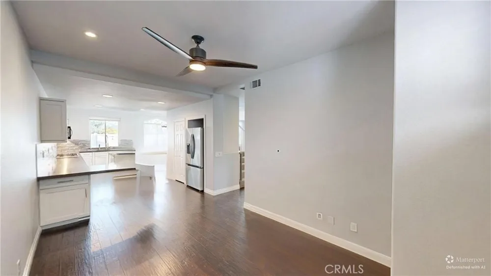 136 23rd Costa Mesa, CA 92627