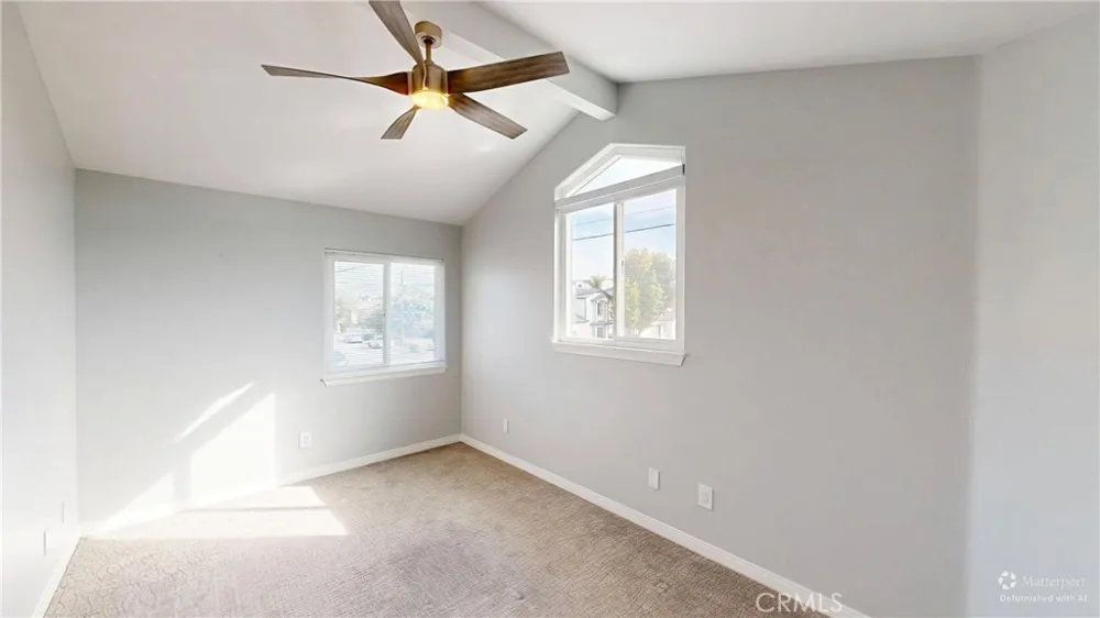 136 23rd Costa Mesa, CA 92627