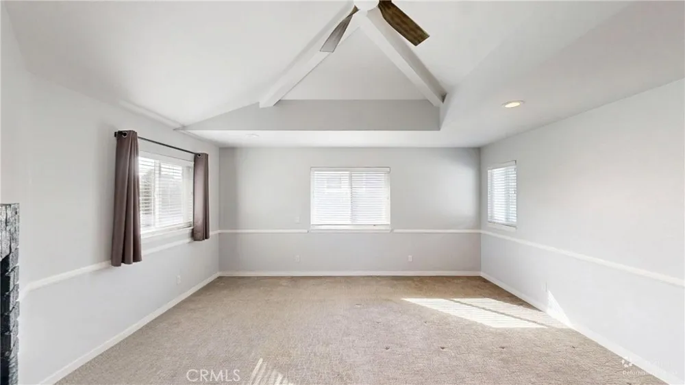 136 23rd Costa Mesa, CA 92627