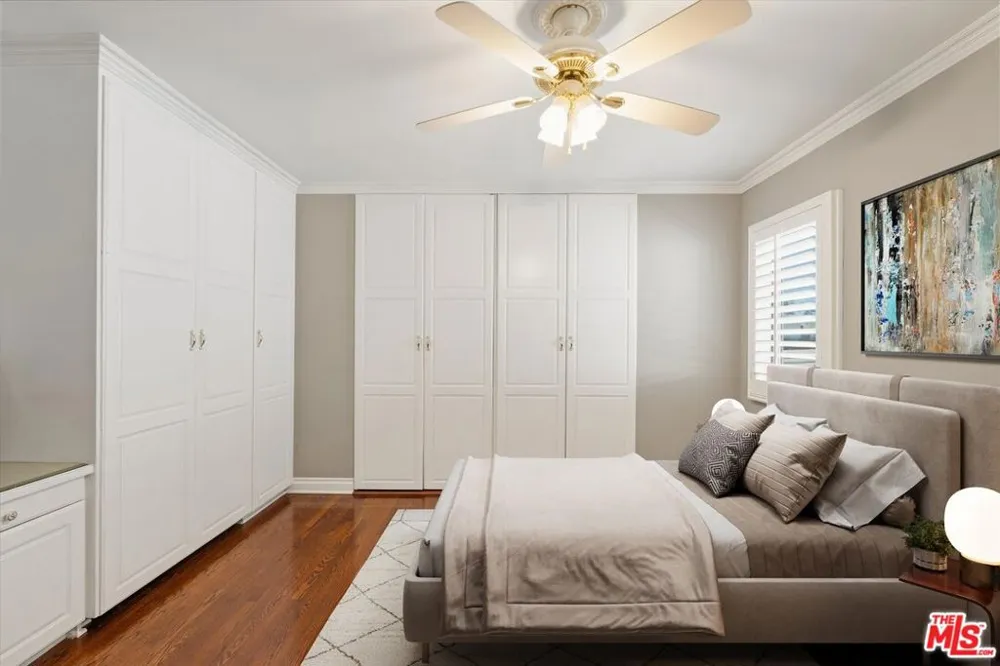 6222 Flores Avenue Los Angeles, CA 90056