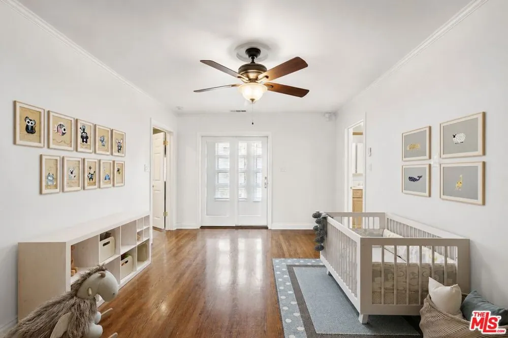 6222 Flores Avenue Los Angeles, CA 90056