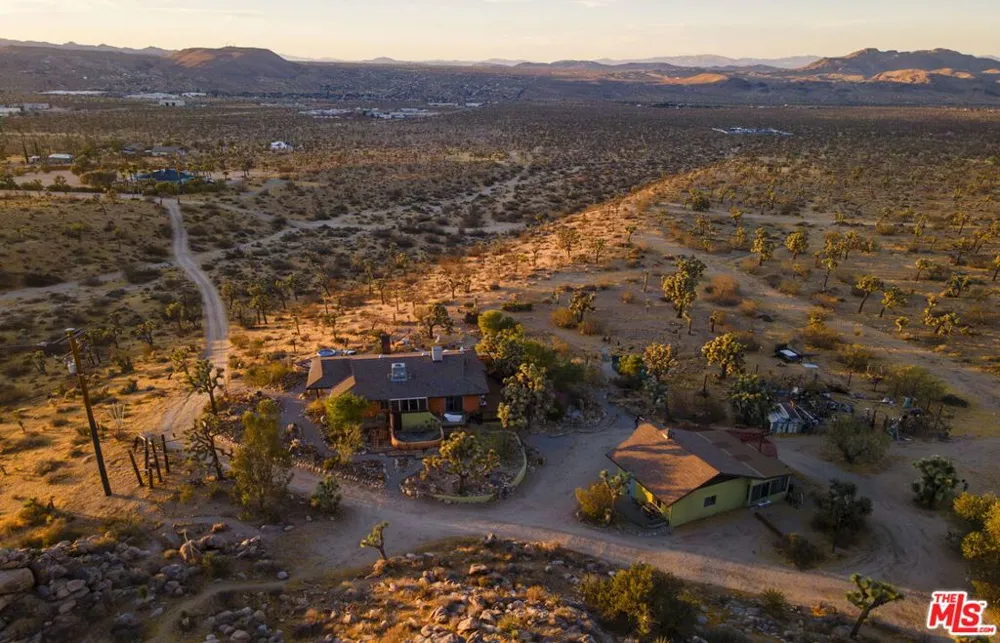 59489 Onaga Trail Joshua Tree, CA 92252