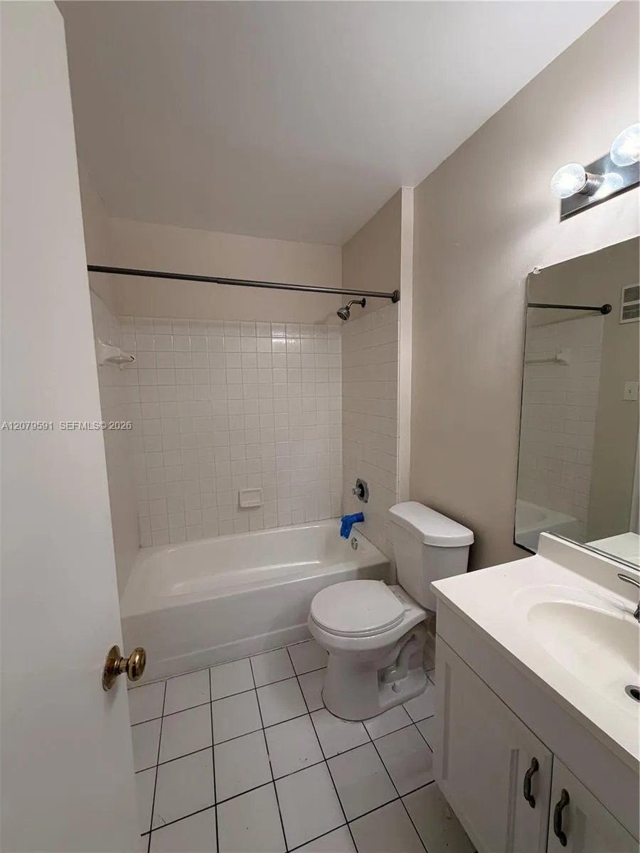 15325 SW 106 TE #604 Miami, FL 33196
