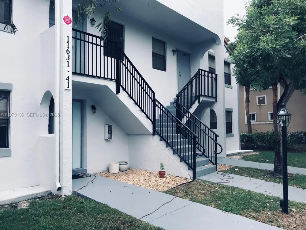 11641 Royal Palm Blvd #11641 Coral Springs, FL 33065