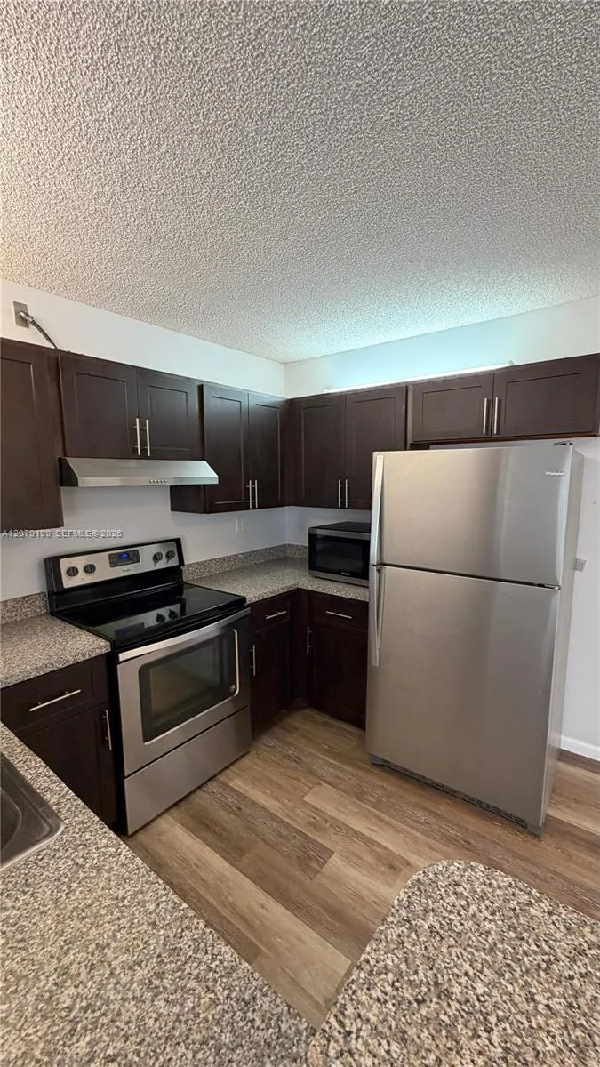 11641 Royal Palm Blvd #11641 Coral Springs, FL 33065