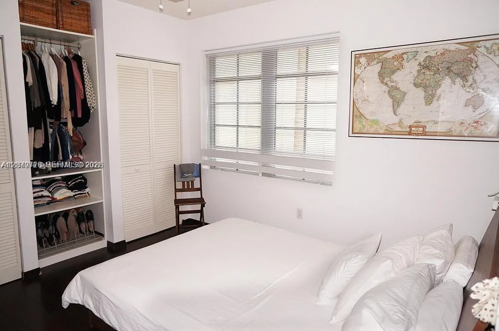 435 21st St #215 Miami Beach, FL 33139