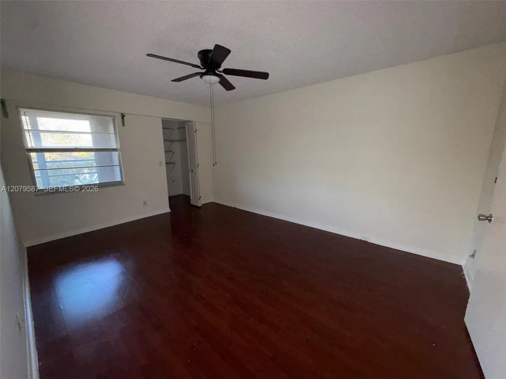 301 SW 135th Ave #402C Pembroke Pines, FL 33027