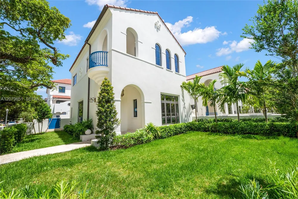550 Malaga Ave #Villa 1 Coral Gables, FL 33134