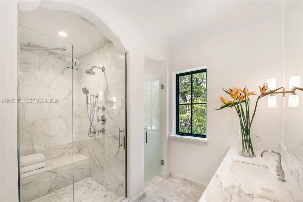 550 Malaga Ave #Villa 1 Coral Gables, FL 33134