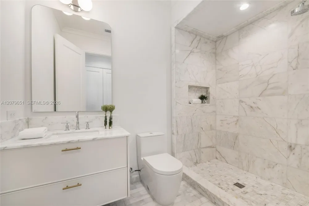 550 Malaga Ave #Villa 1 Coral Gables, FL 33134